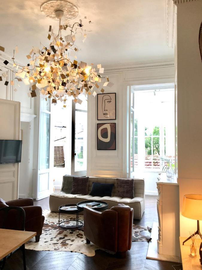 Chic Appartement In Bordeaux Golden Triangle Ngoại thất bức ảnh